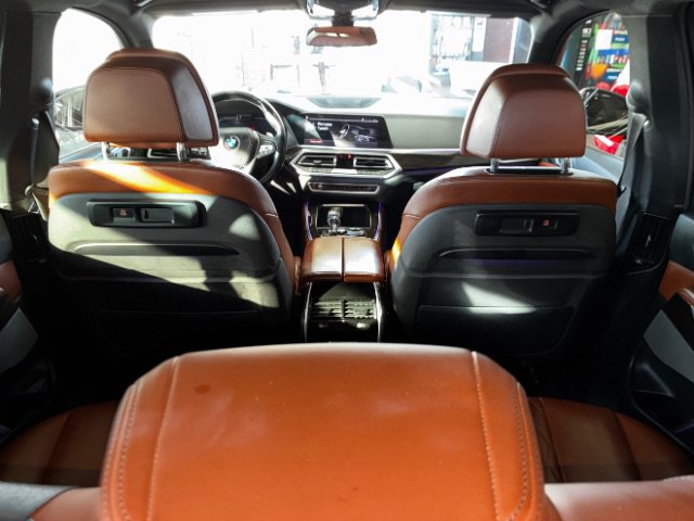 Used 2019 BMW X5 xDrive40i AWD/4WD image 16