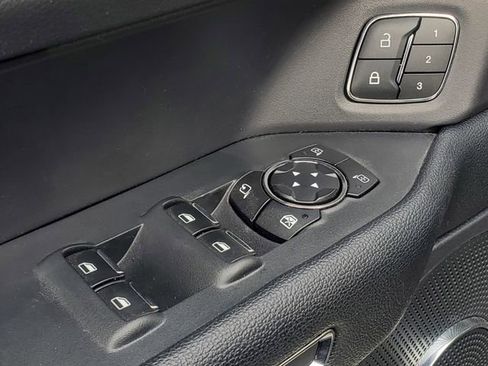 Used 2022 Ford Expedition Limited w/ Equipment Group 304A image 8