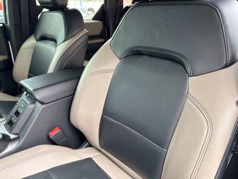 Used 2022 Ford Bronco Wildtrak image 18