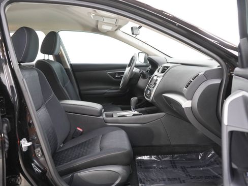 Used 2017 Nissan Altima 2.5 SV FWD image 11