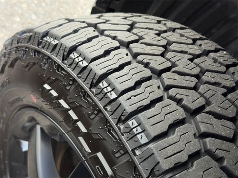 Used 2022 Subaru Outback Wilderness image 27