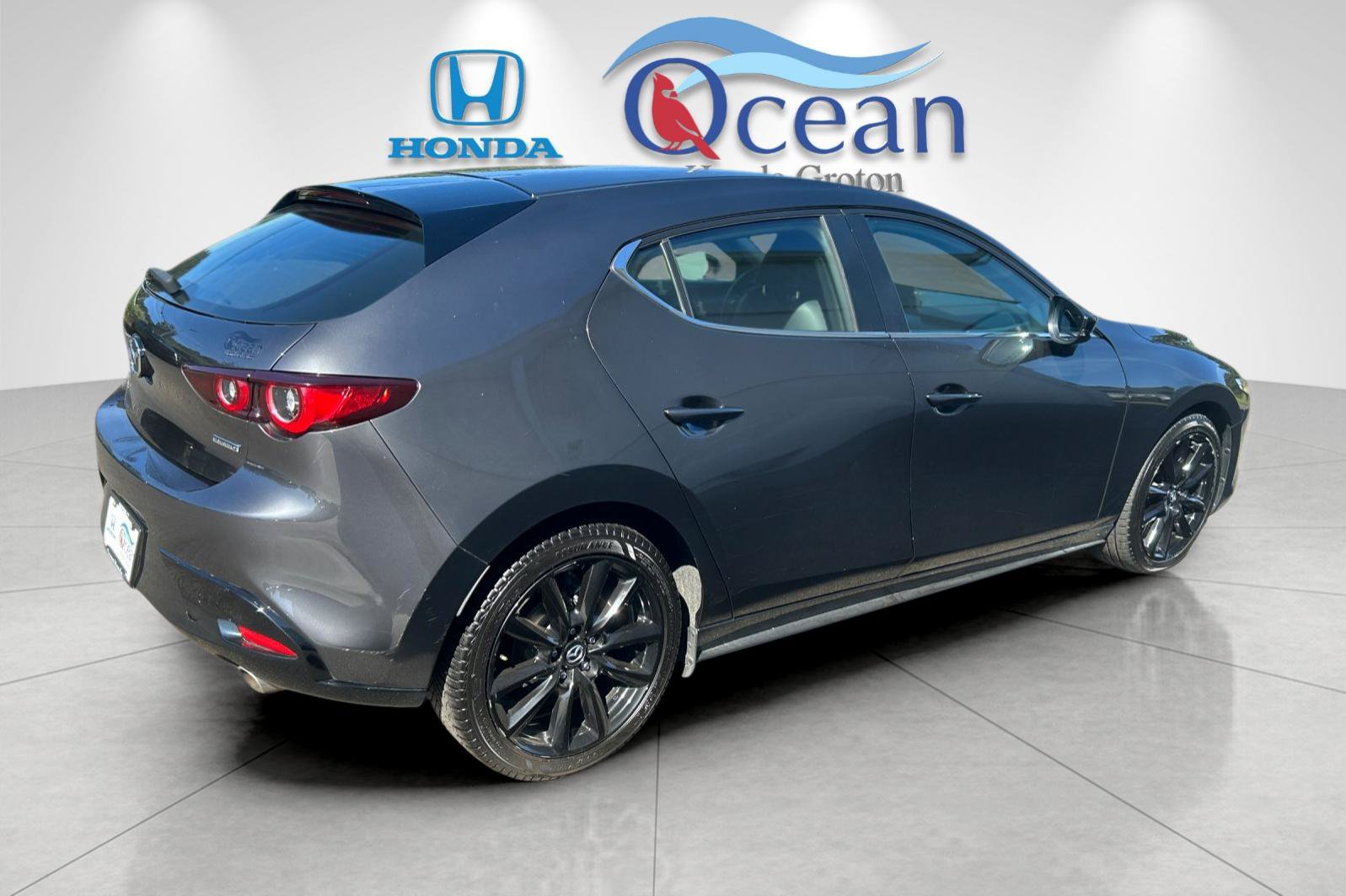 Used 2025 MAZDA MAZDA3 s Sport FWD image 3