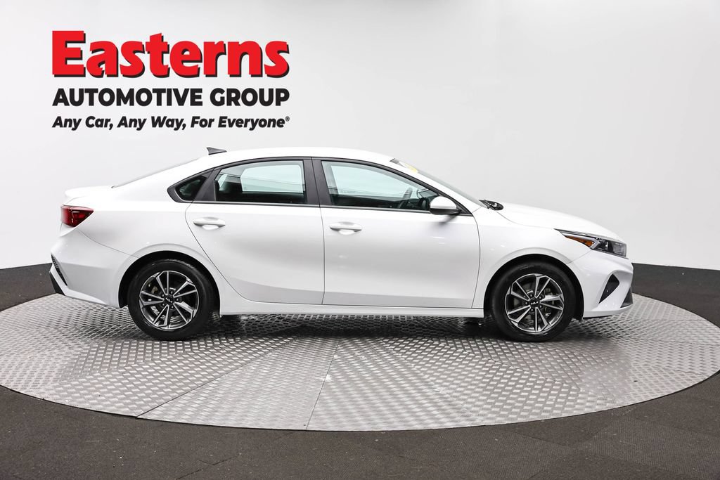 Used 2023 Kia Forte LXS FWD image 5