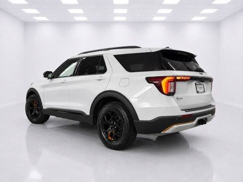 Used 2026 Ford Explorer Tremor w/ Tremor Ultimate Package AWD/4WD image 6