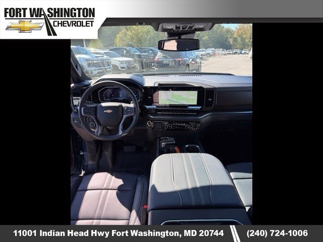 Used 2024 Chevrolet Silverado 1500 High Country AWD/4WD image 6