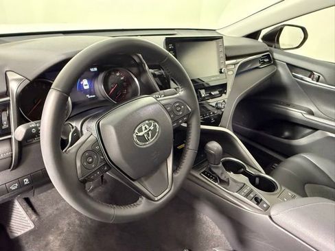 Used 2024 Toyota Camry XSE image 16