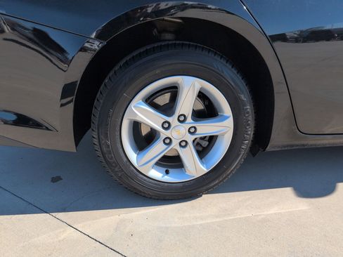 Used 2022 Chevrolet Malibu LS image 13