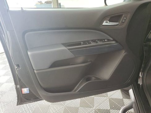 Used 2022 Chevrolet Colorado Z71 w/ Z71 Midnight Edition image 26