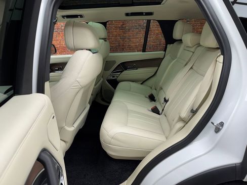 Used 2023 Land Rover Range Rover SE AWD/4WD image 24