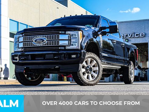Used 2019 Ford F250 Platinum w/ Platinum Ultimate Package image 3