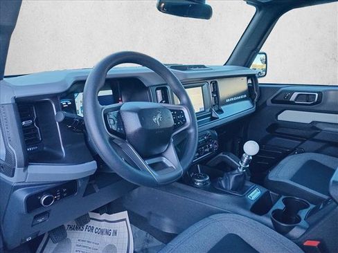 Used 2023 Ford Bronco Base w/ Sasquatch Package image 13