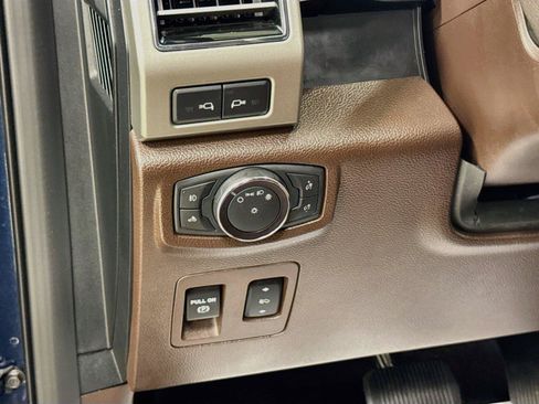 Used 2020 Ford F150 King Ranch w/ Equipment Group 601A Luxury AWD/4WD image 10