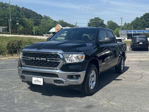Used 2022 RAM 1500 Big Horn AWD/4WD image 2