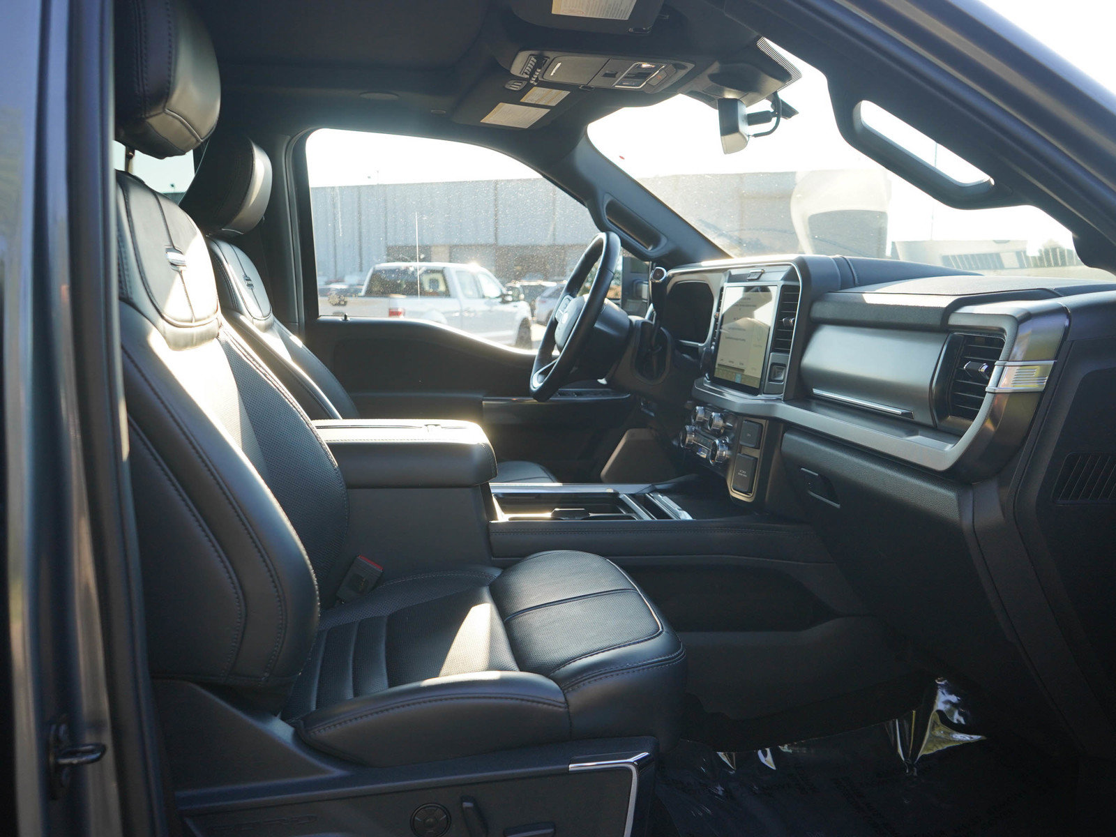 Used 2026 Ford F350 Platinum AWD/4WD image 15