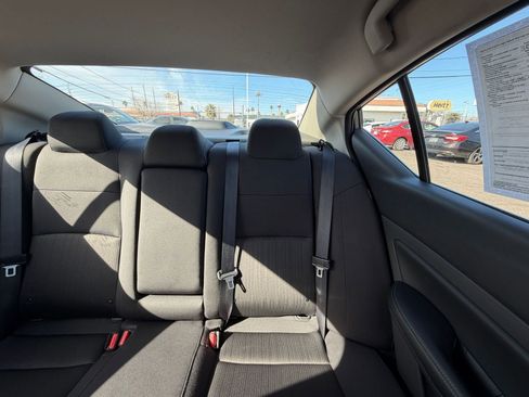 Used 2025 Nissan Altima 2.5 SV image 37