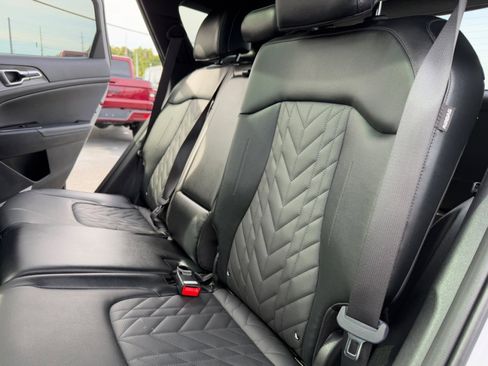 Used 2025 Kia Sportage X-Line w/ Premium Package image 17