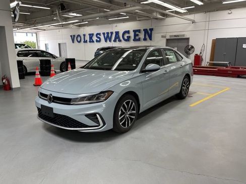 New 2026 Volkswagen Jetta SE FWD image 1