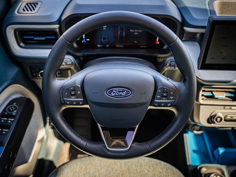 New 2026 Ford Maverick XLT w/ Equipment Group 301A image 18