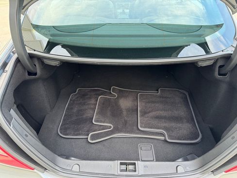 Used 2009 Mercedes-Benz CLK 350 Coupe image 23