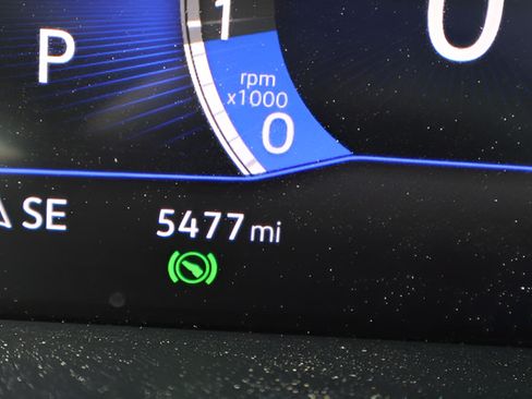 Certified 2025 Volkswagen Tiguan S AWD/4WD image 2