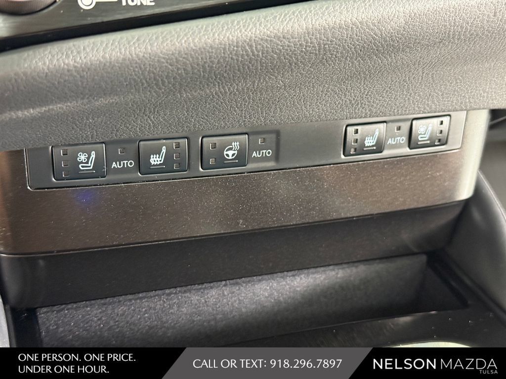 Used 2024 Lexus ES 350 w/ Premium Package FWD image 31