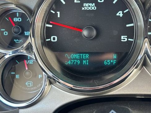 Used 2013 Chevrolet Silverado 2500 LT w/ Interior Plus Package image 37