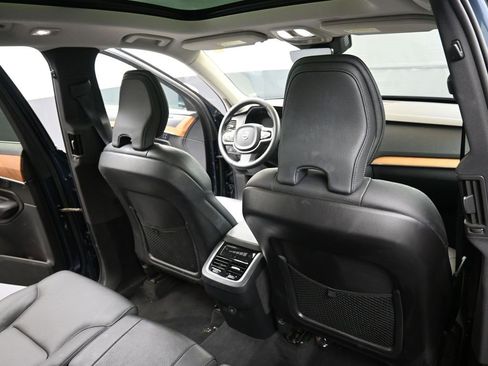 Certified 2024 Volvo XC90 B6 Plus w/ Protection Package Premier image 15