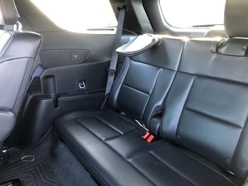 Used 2025 Ford Explorer ST-Line w/ Premium Package image 16