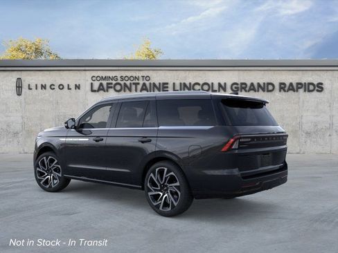 New 2026 Lincoln Navigator Reserve AWD/4WD image 4