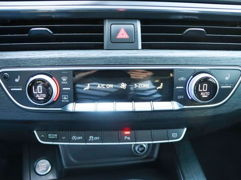 Used 2017 Audi A4 2.0T Premium Plus image 38