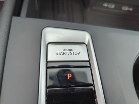 New 2026 Volkswagen Atlas SE image 45