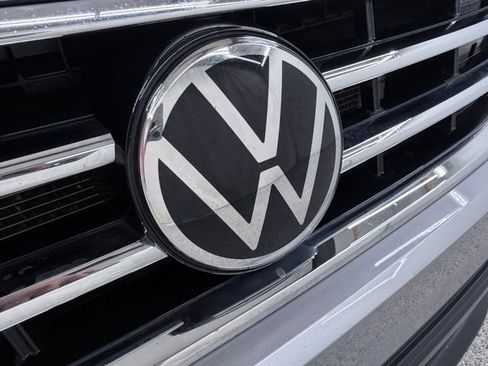 Used 2022 Volkswagen Tiguan S AWD/4WD image 11