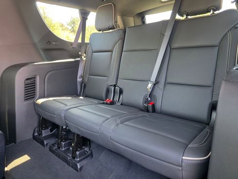 New 2026 Chevrolet Suburban Premier RWD image 20