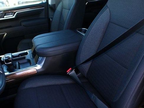 New 2026 Chevrolet Silverado 1500 LT w/ Z71 Off-Road Package image 6