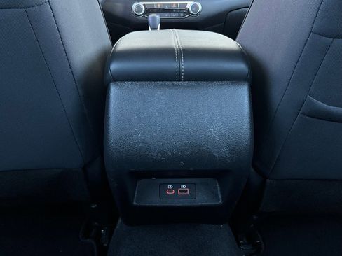 Used 2025 Nissan Altima 2.5 SV image 13