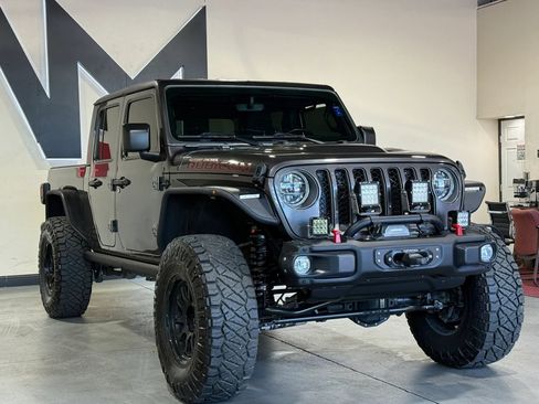 Used 2021 Jeep Gladiator Rubicon AWD/4WD image 3