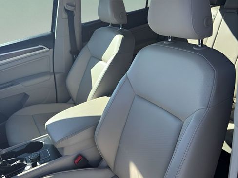 Used 2018 Volkswagen Atlas SE image 11
