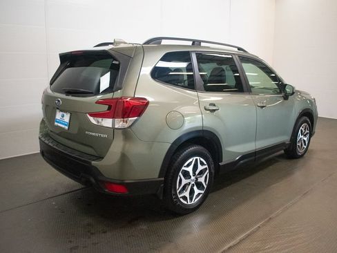 Certified 2021 Subaru Forester Premium AWD/4WD image 4