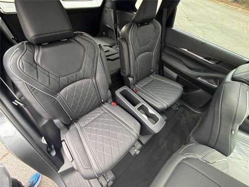 Certified 2025 INFINITI QX60 Autograph w/ Cargo Package image 28