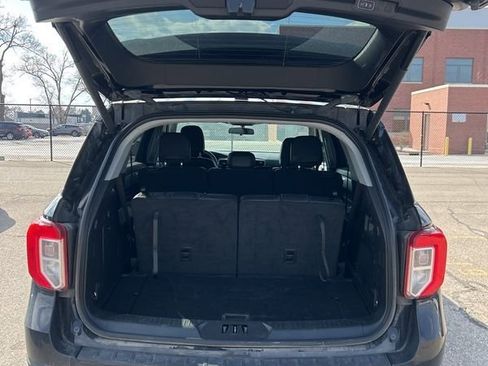 Used 2023 Ford Explorer XLT w/ Equipment Group 202A image 20