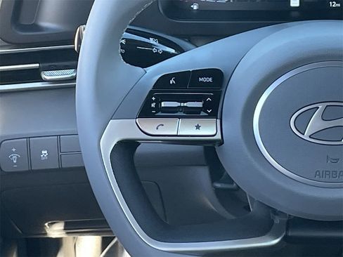 New 2026 Hyundai Elantra SEL Sport FWD image 22