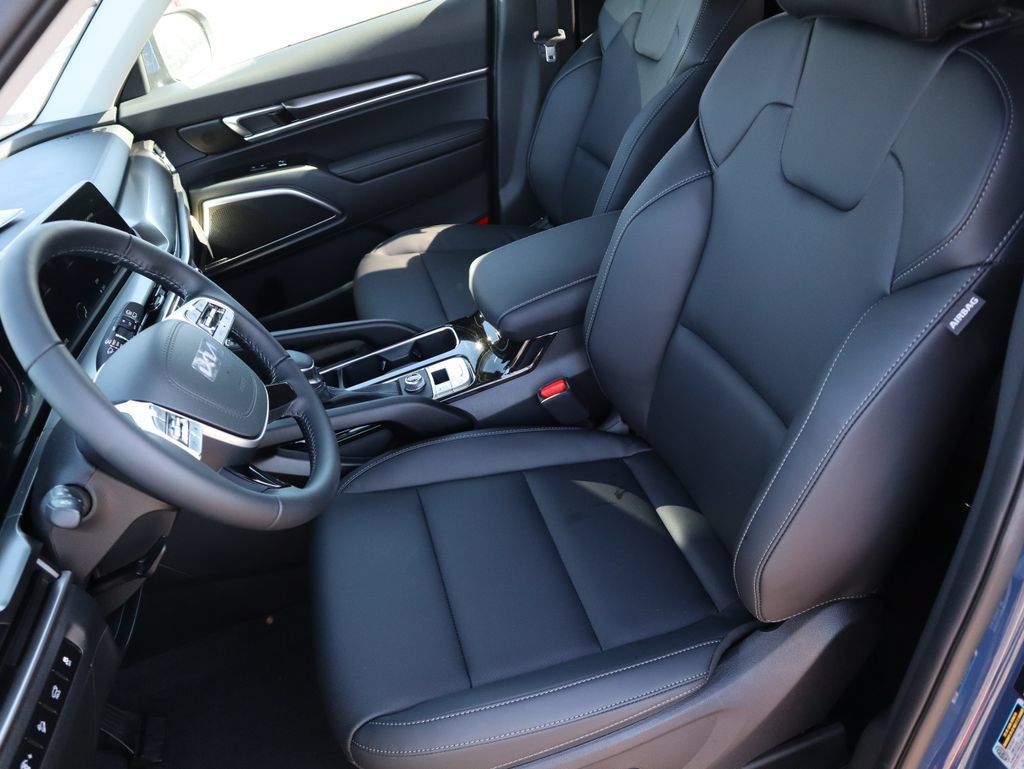 New 2025 Kia Telluride S FWD image 25