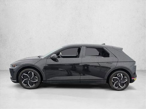 Used 2022 Hyundai Ioniq 5 SE w/ Cargo Package image 4