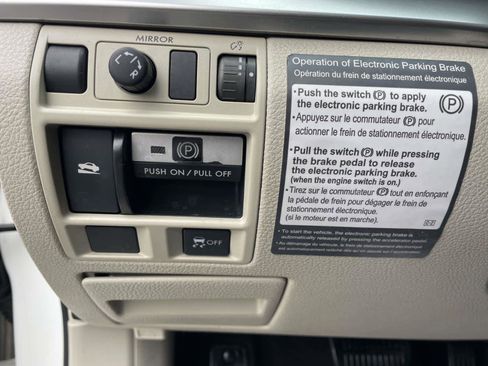 Used 2011 Subaru Outback 2.5i Premium image 16