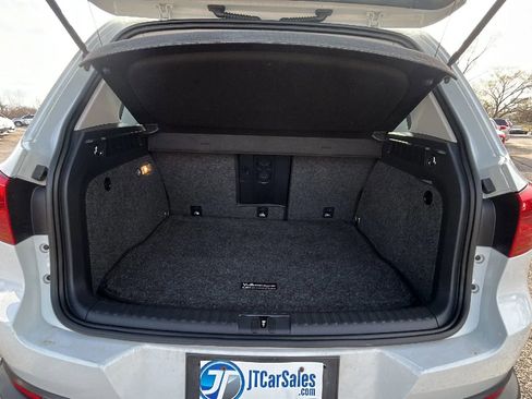 Used 2016 Volkswagen Tiguan SE image 46