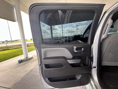 Used 2018 Chevrolet Silverado 1500 LT w/ All Star Edition RWD image 10