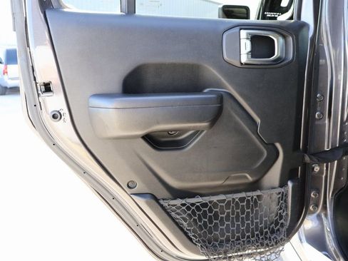 Used 2020 Jeep Wrangler Unlimited Rubicon image 16