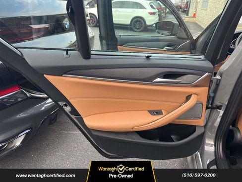 Used 2022 BMW 540i xDrive w/ Executive Package image 14