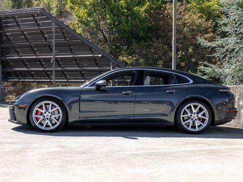 New 2026 Porsche Panamera 4S AWD/4WD image 2