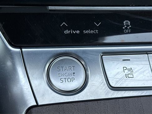 Used 2020 Audi A6 2.0T Premium image 39